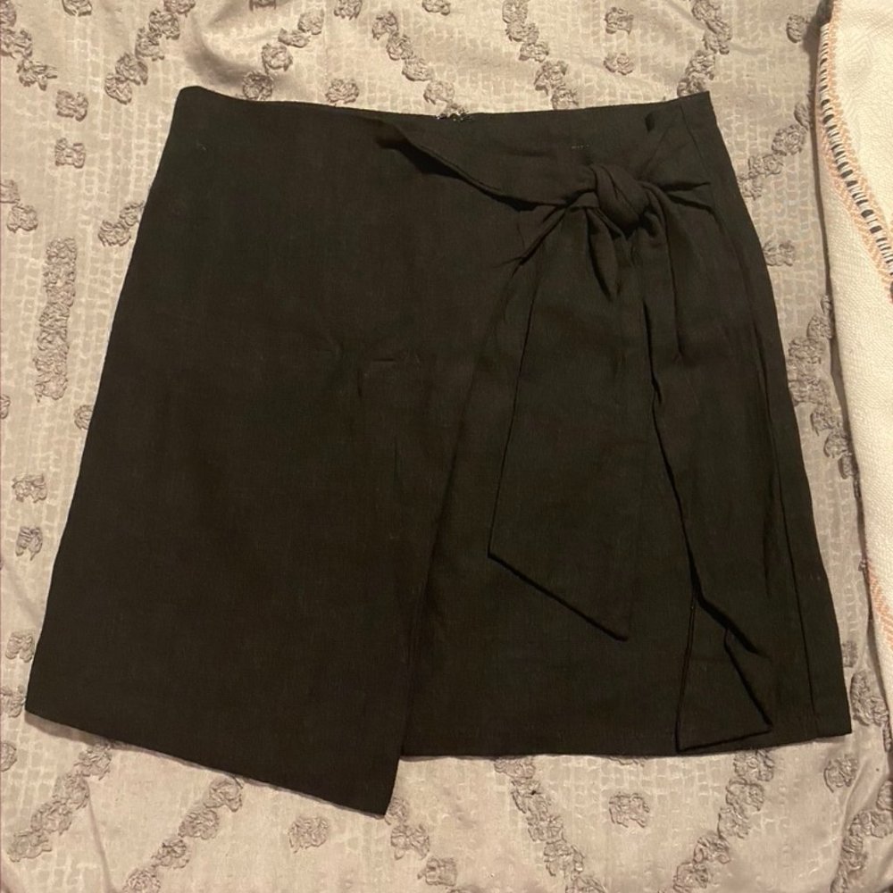 Black Wrap Skirt Tie on Side